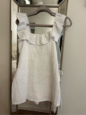 Lilly Pulitzer White Textured Ruffle Tank